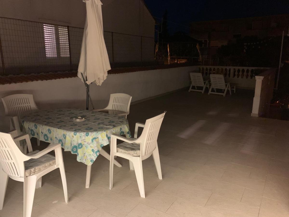 Apartment Silvana II Шибеник Екстер'єр фото